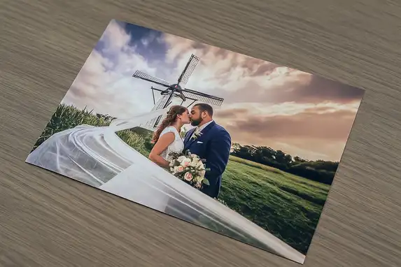 Wedding photos deserve the finest result – printed razor-sharp and true to life at Photogift.eu