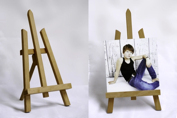 Mini easel